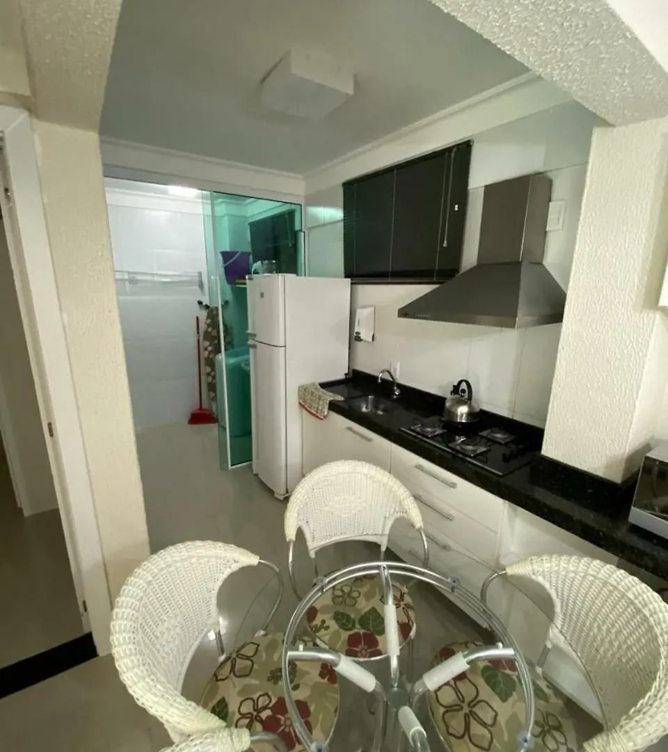 Apartamento Summer Beach Bombas Bombinhas 0*,  Brazília